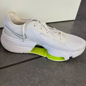 Nike Air Zoom Super Rep